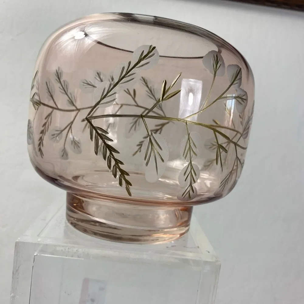 Hand-blown Cezk Blush Glass Vase with Gold Leaf Motif 50s 60s hand painted
